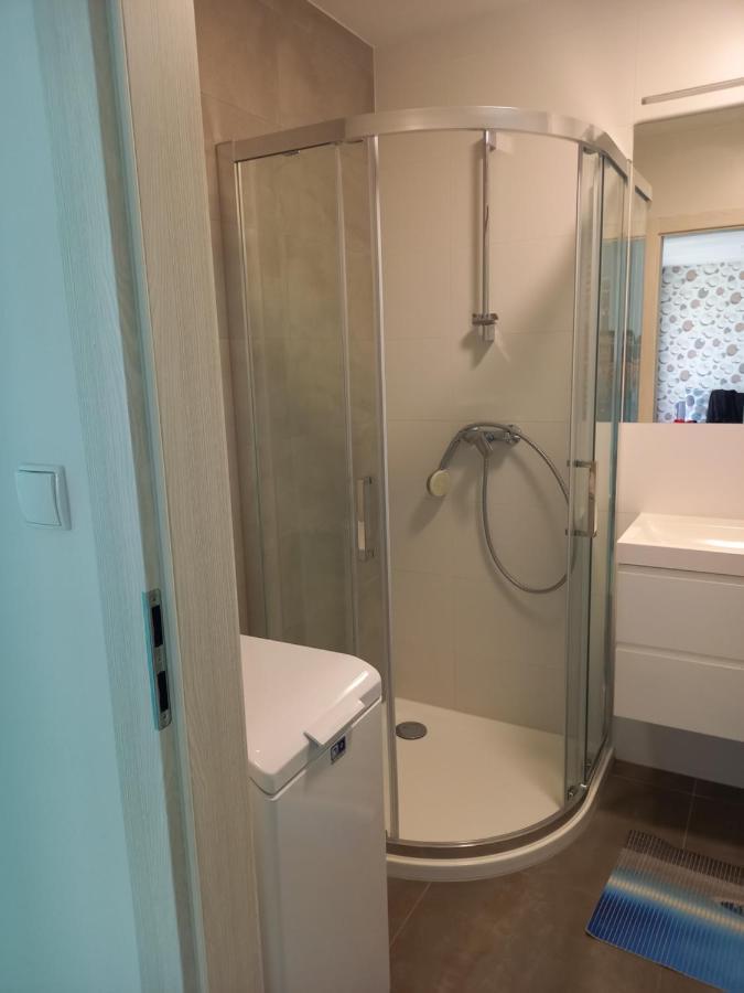 Apartament Mila Z Duzym Tarasem I Miejscem Parkingowym Kolberg Exterior foto