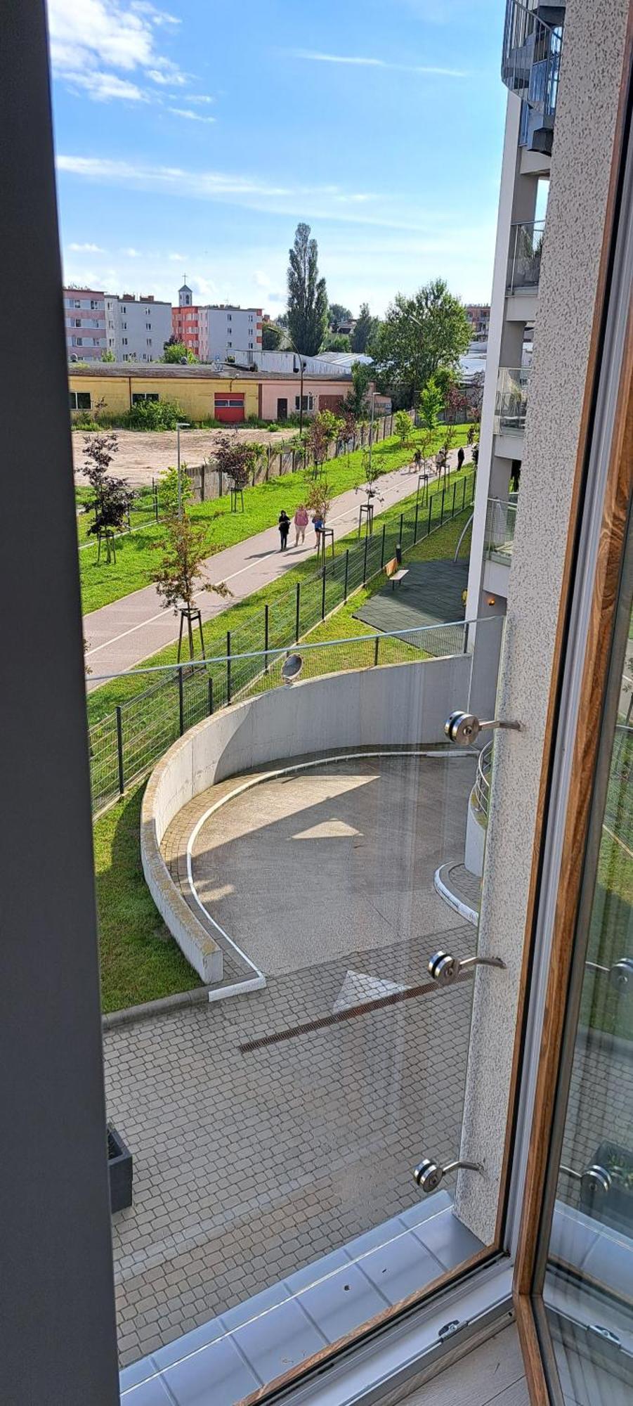 Apartament Mila Z Duzym Tarasem I Miejscem Parkingowym Kolberg Exterior foto